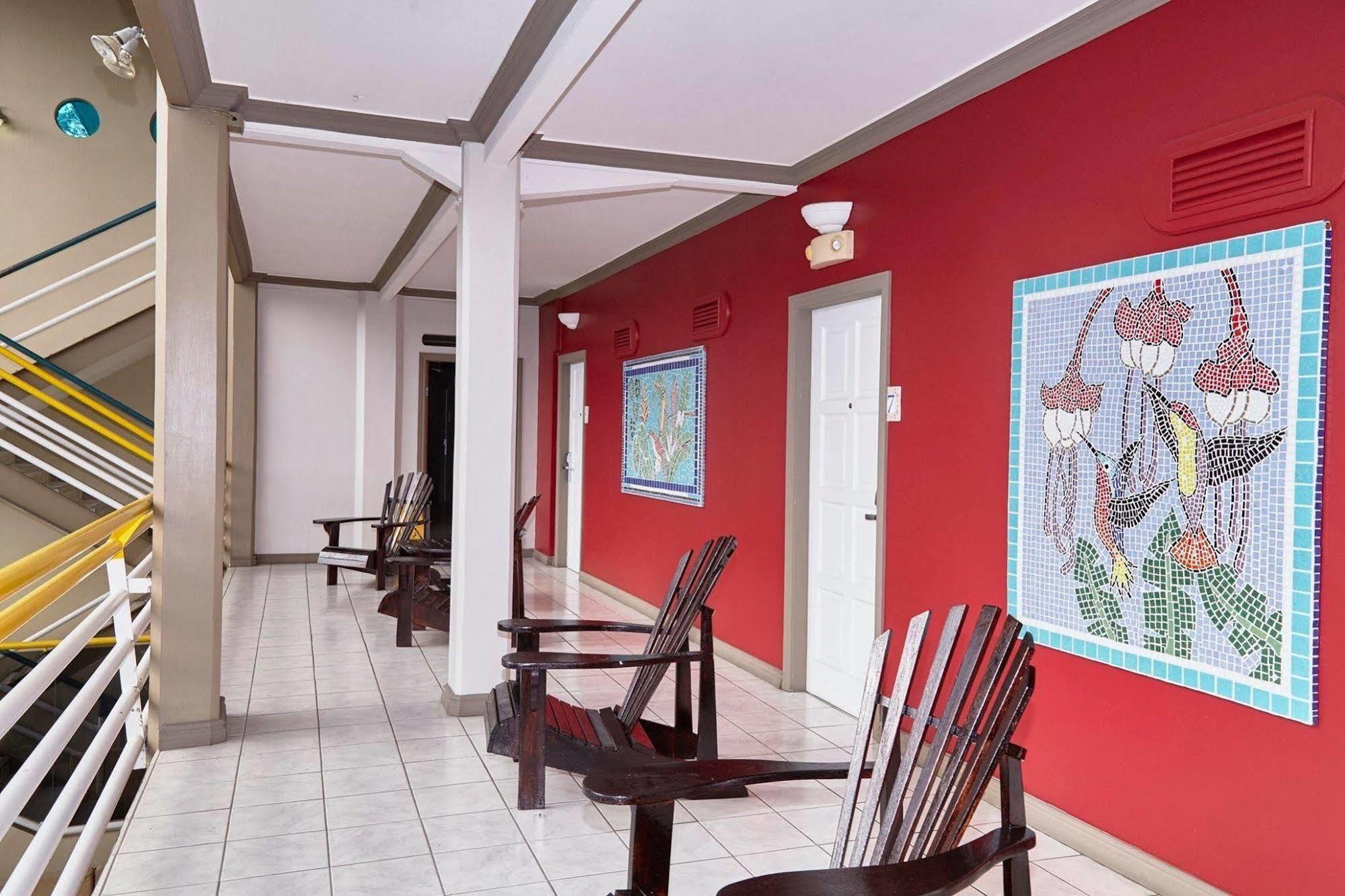 Tradewinds Hotel San Fernando Buitenkant foto