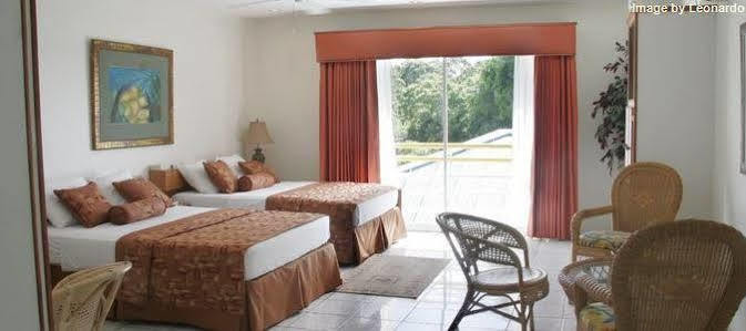 Tradewinds Hotel San Fernando Buitenkant foto